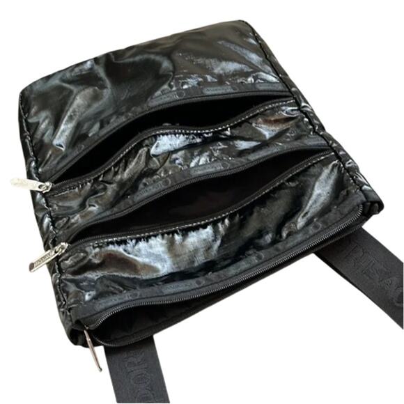 LESPORTSAC 3-Zip Pocket Crossbody Bag Shine Black Everyday Travel Ofice Stylish - Picture 4 of 10